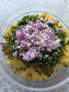 Zwiebel-Bild-Türkischer-Kartoffelsalat